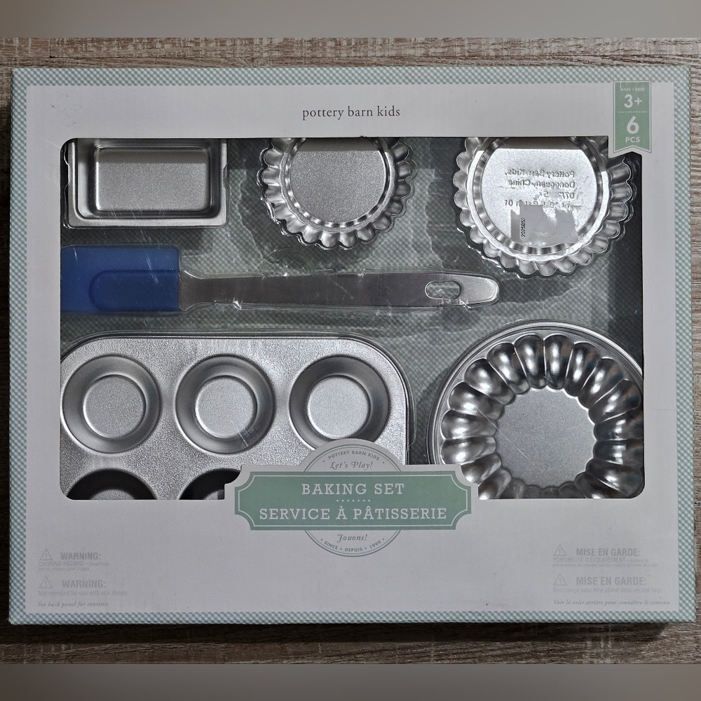NWT Pottery Barn Kids Metal Baking Set, SOLD OUT ONLINE